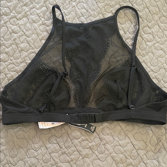 Victoria's Secret Body Collection Black Lace Mesh Sexy Bralette NWT Medium - Picture 4 of 9